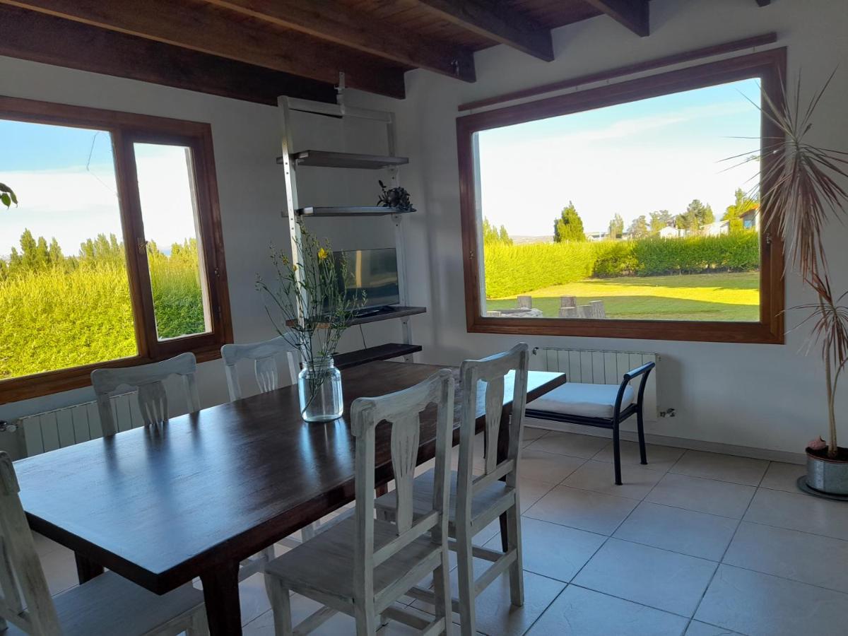 Ferienwohnung Casa Luminosa Con Parque Y Vista Espectacular El Calafate Exterior foto